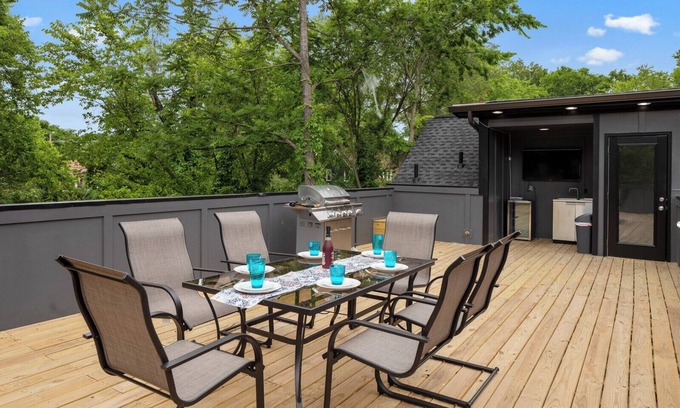 Talbot's Corner House | 40% OFF, 8 bd/6ba with ROOFTOP
