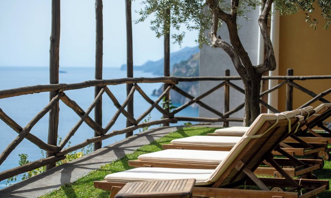 Arienzo Villa | 406 Steps to Heaven - Proprietà Orticello