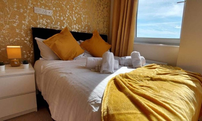 Derby Apartment | 418 Prosperity House, Derby - 2 Bedroom Apartment