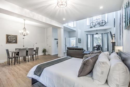 Central West End Apartment | 4632 First Floor Hidden Gem
