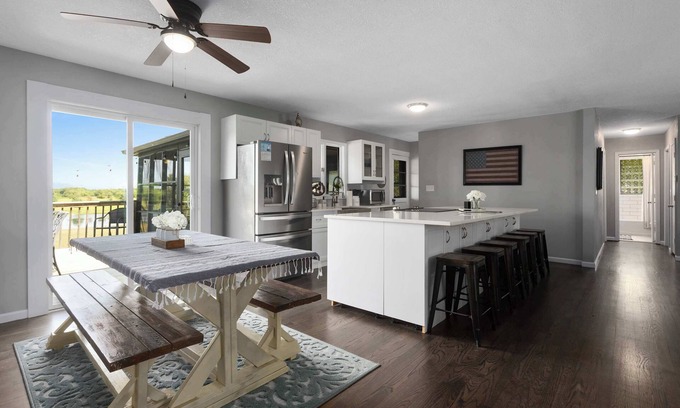 Cass County House | 4BR 20-Acre Country Retreat with Private FishPond