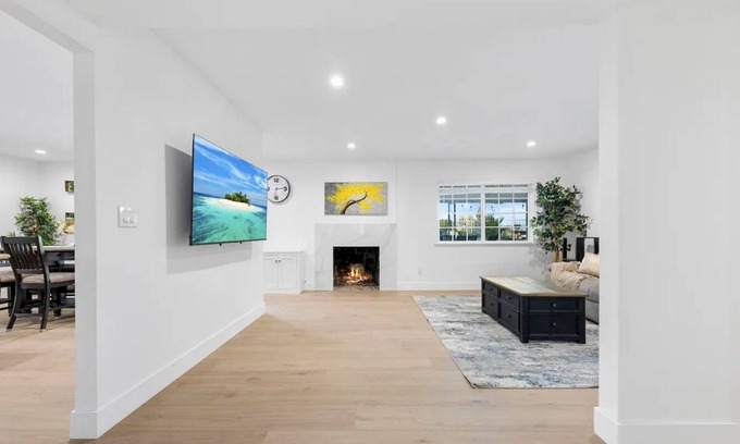 Rowland Heights House | 4BR Beautiful View Newly Renovated Nearby Disney