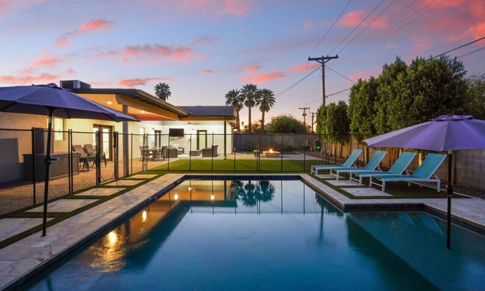 Scottsdale Highlands Estates House | 4BR + Casita w/Pool + Outdoor Big Screen