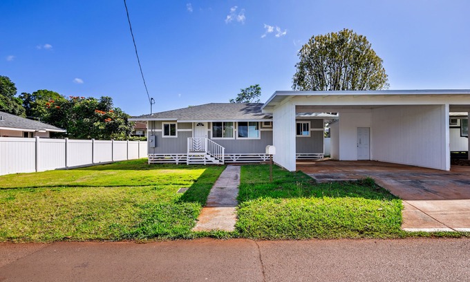Wahiawa House | 4BR Oahu - Sleeps 8, WFH, A/C + Beach, Dole + Surf