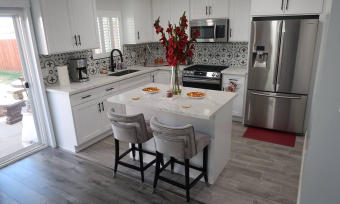 Harbor Gateway North House | 4Br Spacious Home near LAX