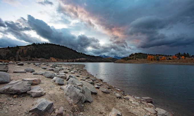 Silverthorne Villa | 4th Street Crossing #320d By Summit County Mountain Retreats
