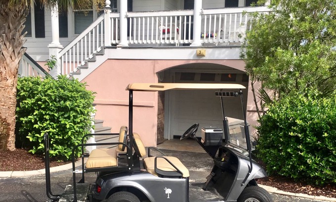 Isle of Palms Condo | 5 ⭐️ 3BR Condo, GOLF CART, Pool Access, Kayaks, Marsh View, Sleeps 8, Beautiful!