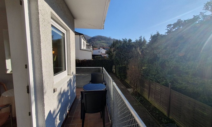 Zwingenberg Apartment | 5 ABM apartments for up to 10 people or more Apartments for 42 people