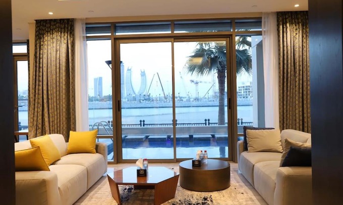 Doha Apartment | 5 Bd beachfront with private and amenities access