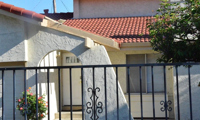 Edenvale House | 5 BEDROOM 3 FULL BATH ON THE HILL SOUTH SAN JOSE