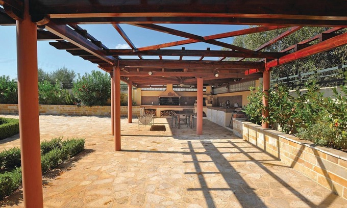 Kato Diminio House | 5 bedroom accommodation in Xilokastro