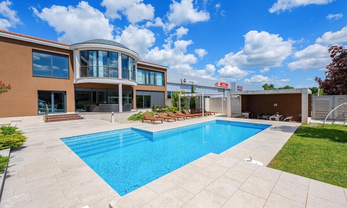 Orbanici House | 5 bedroom gorgeous home in Zminj