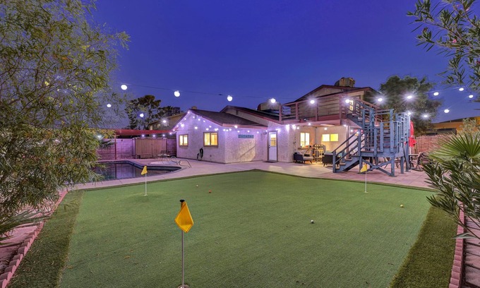 Chinatown House | 5 bedroom home by strip, pool, mini golf, karaoke