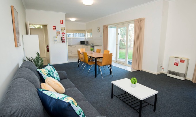 Berwick House | 5 bedroom private self-contained units in Berwick