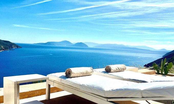 Vassiliki Villa | 5* Get a 10%-25% discount ,Independent Villa With Private Pool