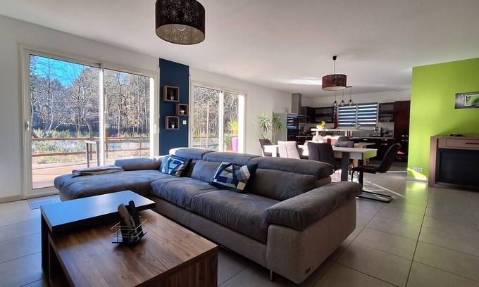 Hourtin House | 5 mn from the lake and 10 mn from the ocean, 130 m2 residence with terrace and garden