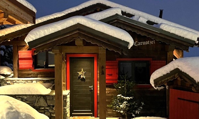 La Toussuire Ski Chalet | 5-star Chalet "Le Carnotzet
