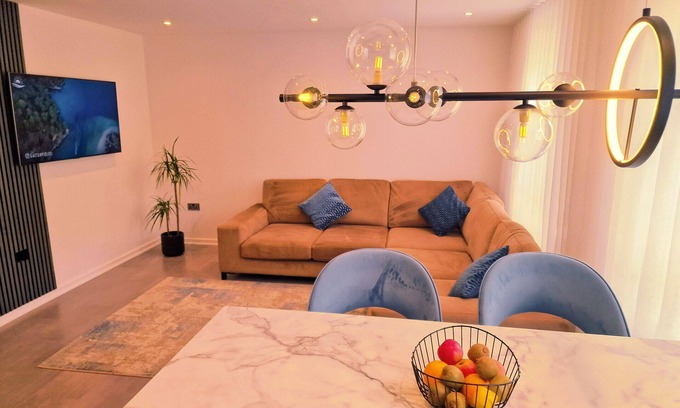 Liverpool Apartment | 5 star Luxurious Stay by Waterfront & City Centre