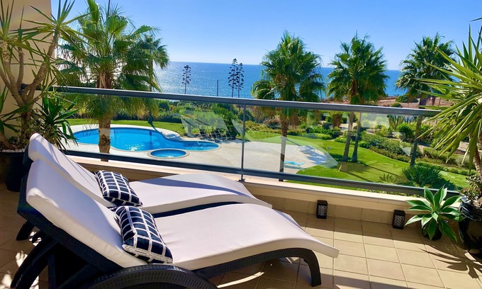 Porto de Mos Apartment | 5* STAR OCEAN VIEW - BEACHSIDE APARTMENT - 2 Pools, Sauna, Jacuzzi Hot Tub, Gym