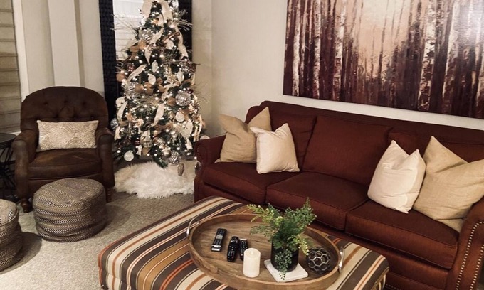 Peak 9 Condo | 5 STAR XMAS DECOR 11/1 SKI In/Out Peak 9 Village @ Breck Pool, hot tubs +