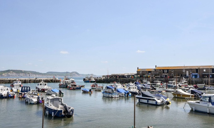 Lyme Regis Cottage | 5 Victoria House