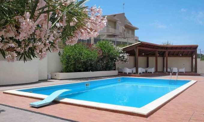 Realmonte Apartment | 500m from the Scala dei Turchi beach!Apt with pool & veranda overlooking the sea