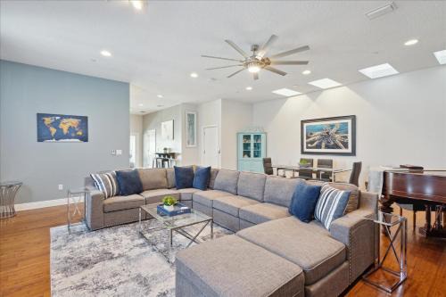 Cocoa Beach Villa | 51 N Orlando Ave