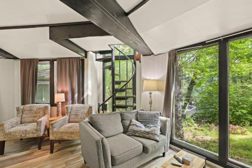 Sugar Mountain Ski Chalet | 520 Briarcliff Rd AB by Carolina Stays