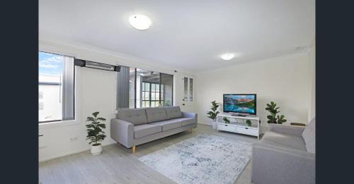 Oberon House | 54 Oberon Street