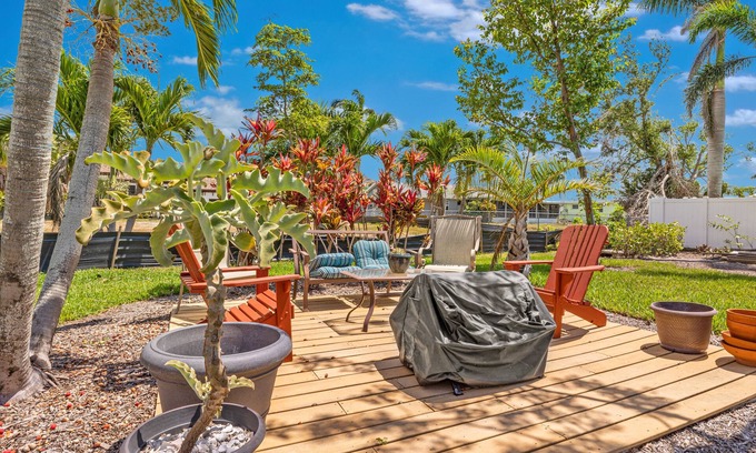 Yacht Club House | 5735 - Cozy home in the heart of the Yacht Club!