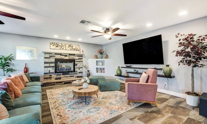 Black Mountain House | 5BDRM Lux Estate- Heated Pool and Neon Arcade Room