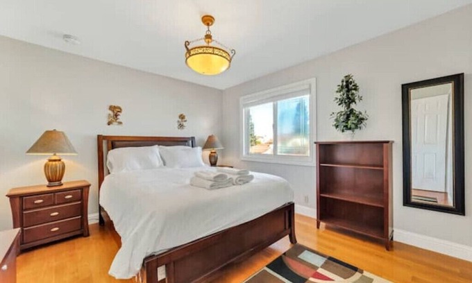 Berry Park House | 5BR/3BA Family Friendly Home in San Jose