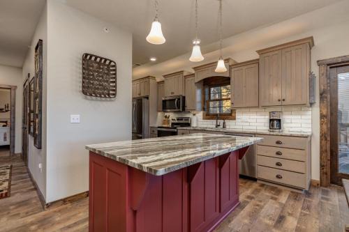 Indian Point House | 5BR Village At Indian Point 1401 near SDC - Free Tickets Daily up to $500