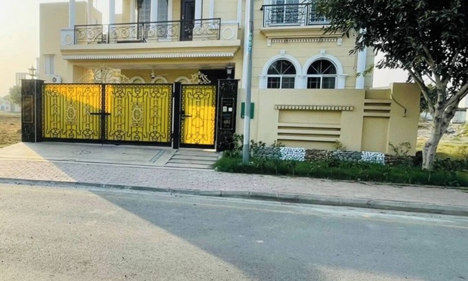 Lahore House | 6-BedRoom Entire Home in Lavish Area of Lahore