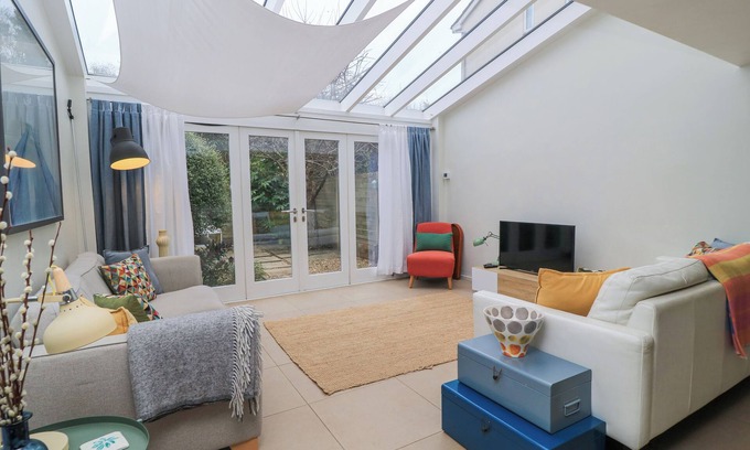Mudeford Cottage | 6 Inveravon
