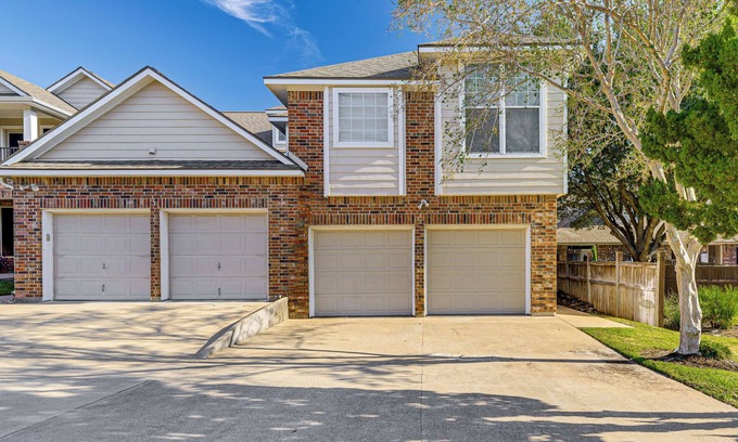 Wellborn House | 6 Mi to Texas A&M: Home w/Fenced-In Yard