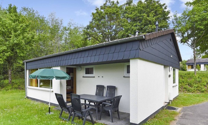 Saarburg House | 6-person bungalow in the holiday park Landal Warsberg