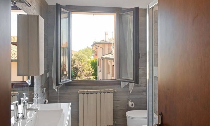 Rosolina Apartment | 60 sqm apartment with independent entrance