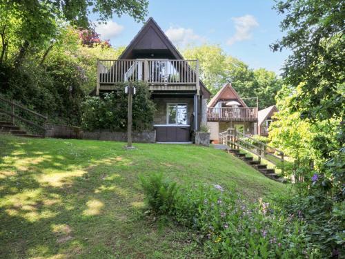 Luckett House | 60 Valley Lodge