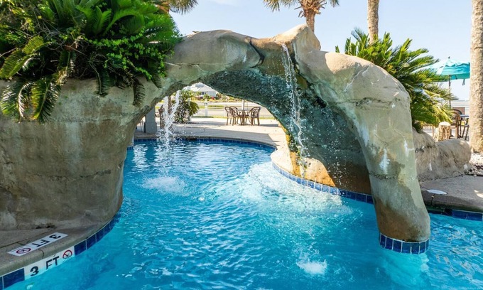 Beaufort Condo | 625 New Haven