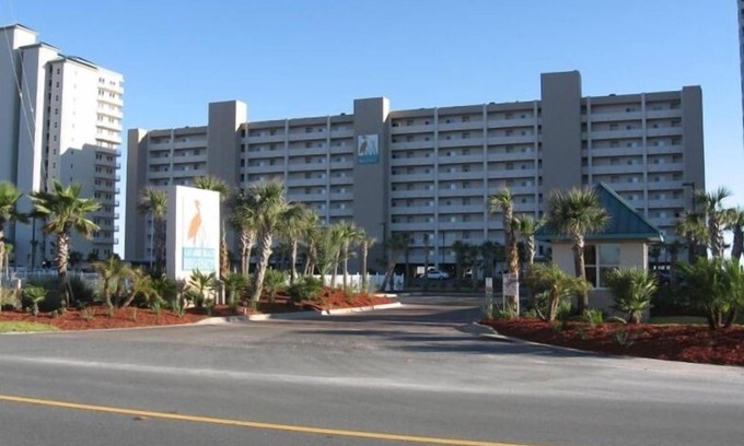 Navarre Beach Condo | 6th Floor ~ Great Views ~ GREAT AUGUST RATES!