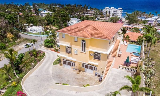 Puntas House | 7 Bedroom House with Infinity Pool and Ocean Views