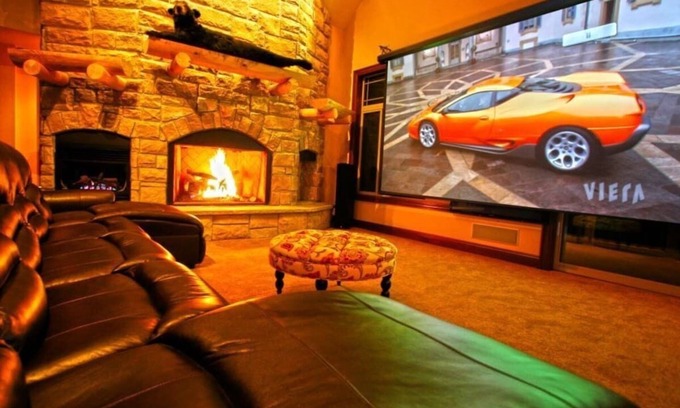 Timberline House | 7 BR Ski-In/Out, 4D Gaming Theater, Hot Tub, 2 Theaters, Sauna, & Mountain Views