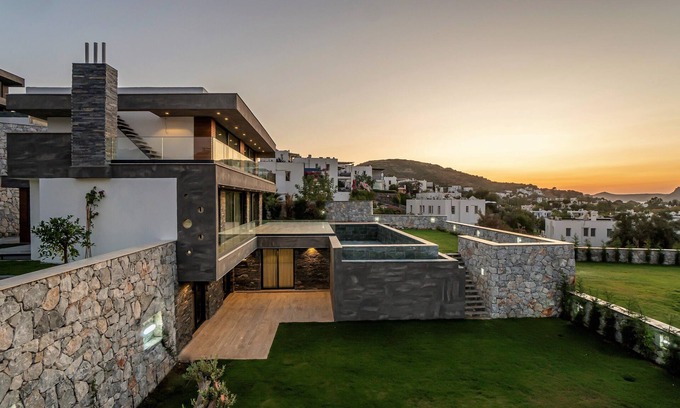 Yalikavak Villa | 7 Deluxe - A Seductive Blend Of Style And Serenity