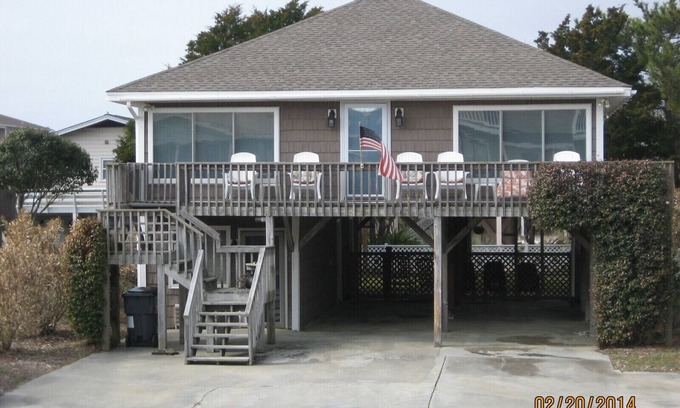 Ocean Isle Beach Cottage | 7 Duneside Drive-Smith