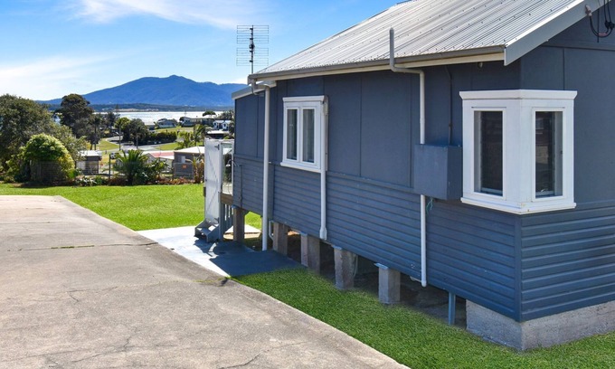 Bermagui House | 7 Murunna - Cosy Cottage in great location