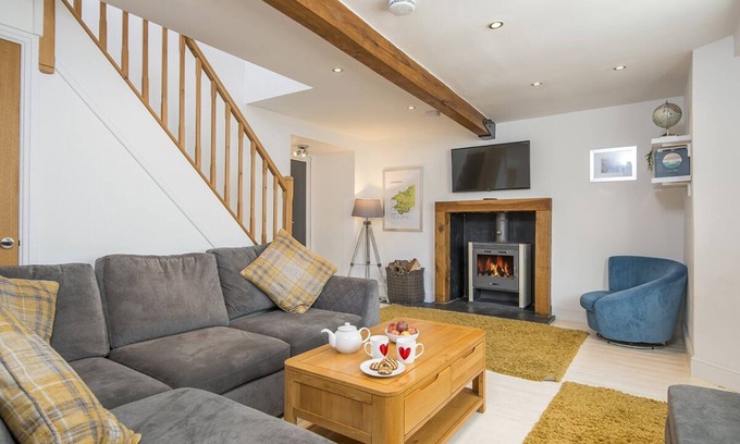 Solva Cottage | 7 Prendergast, Holiday Cottage Solva , Sleeps 6, 4 bedrooms, bathrooms
