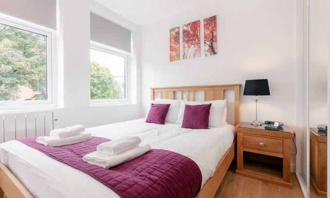 Leatherhead Apartment | 7 Swan House -1 bedroom apartment