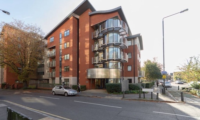 Wimbledon Apartment | 7 The Courtyard - 2 bedroom apartment