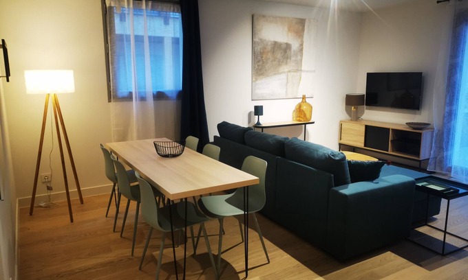 Capitole Apartment | 71 m² T3 with 70 m² terrace in historic town center